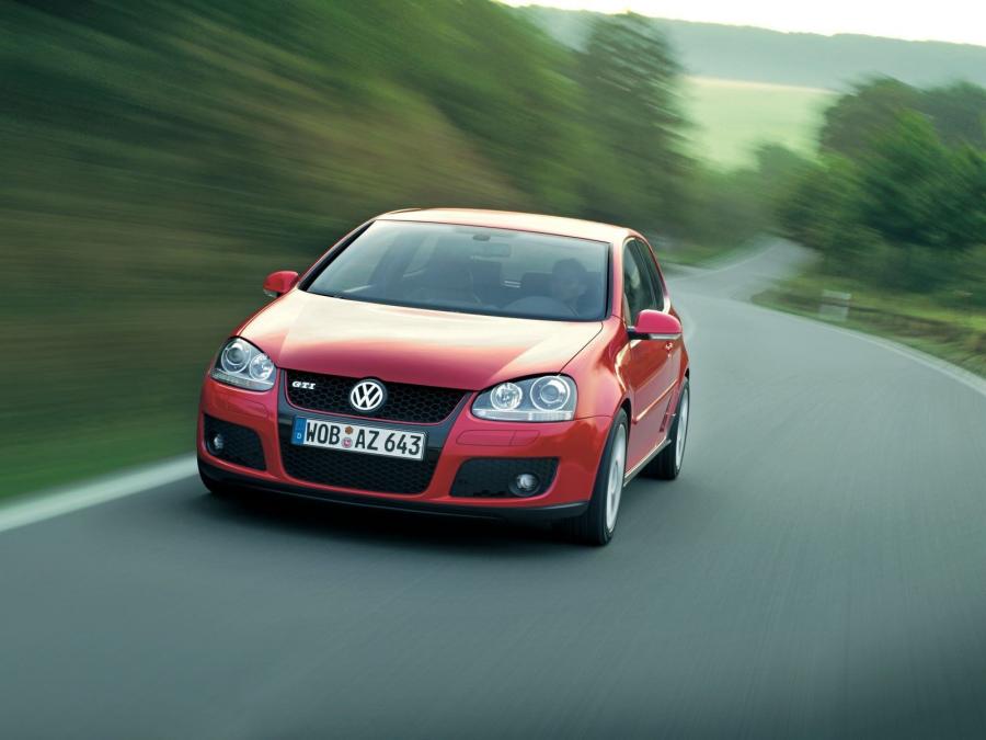  Volkswagen Golf GTi 2005 года  (фото 122 из 135)